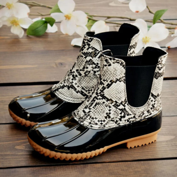 Womens rubber sole Akle winter boots - kdb solution